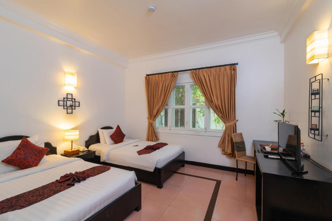 Amber Angkor Villa Hotel & Spa Siem Reap Exterior photo